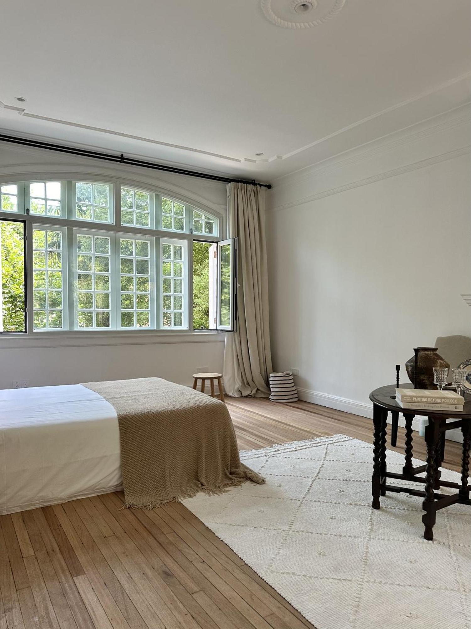 Apartment Hills& Art 17 - Near Line 1, 10 & 12 South Shanxi Road Metro